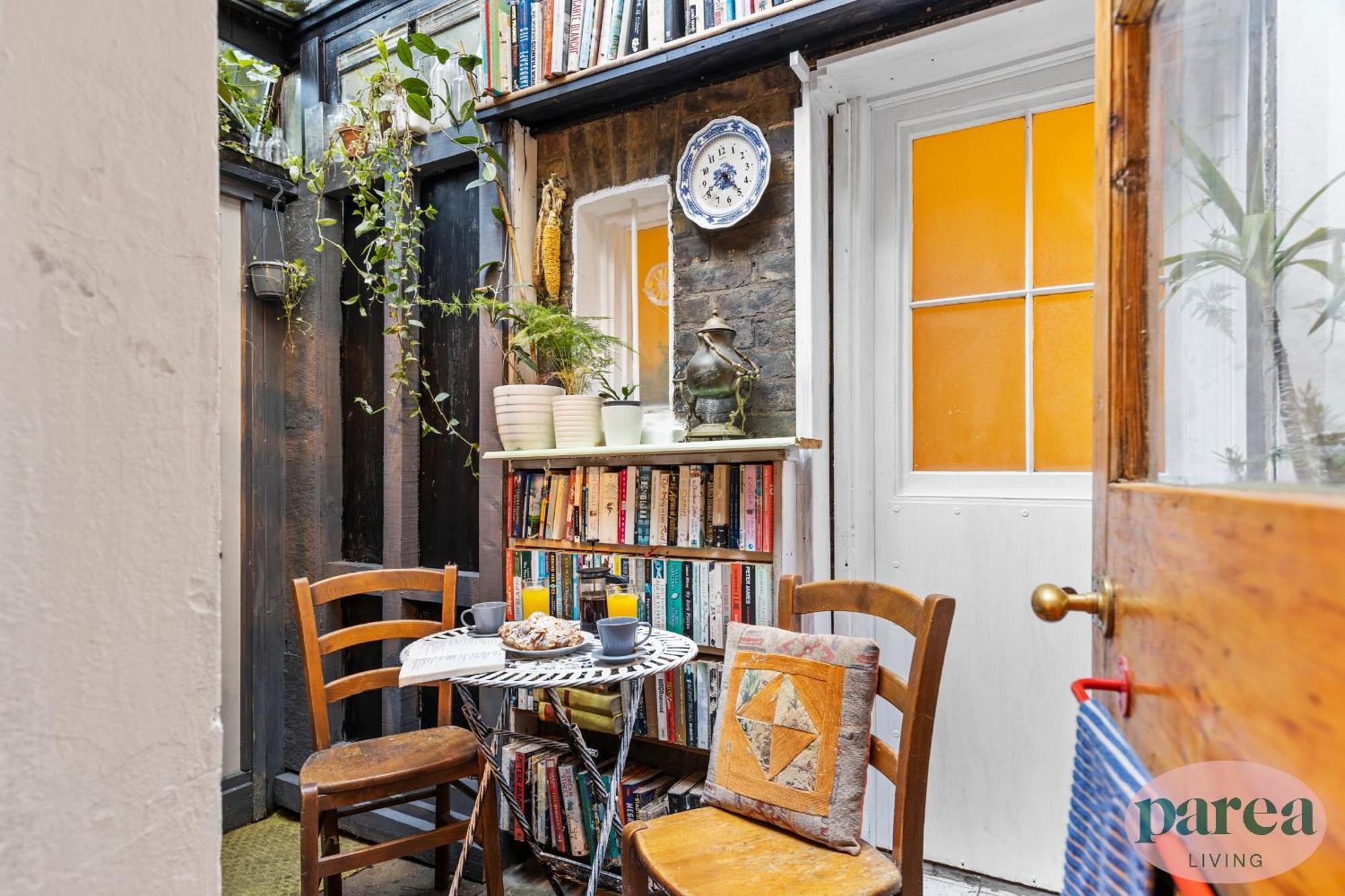 Parea Living - Cosy 1-Bed Artistic Flat At Newington Green ลอนดอน ภายนอก รูปภาพ